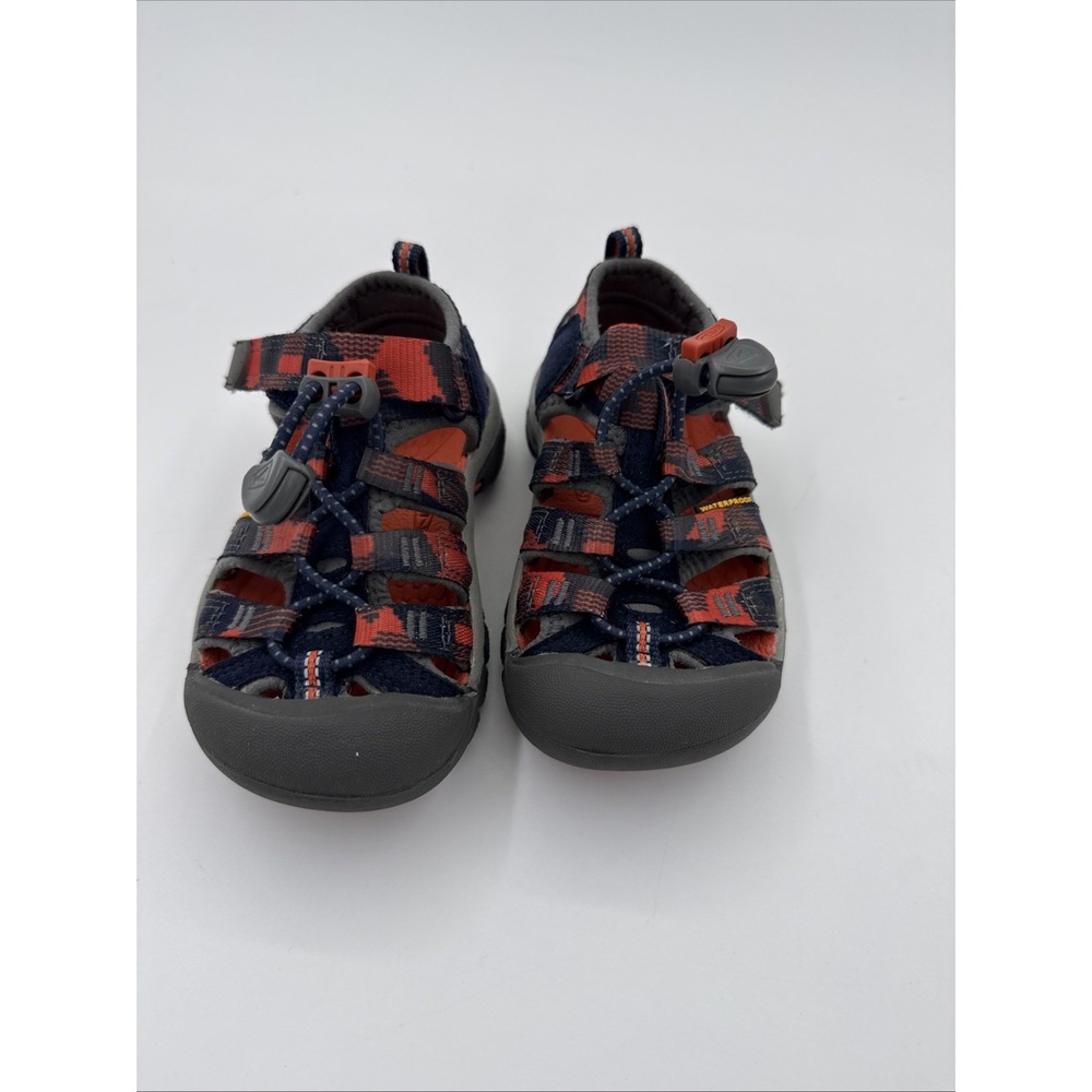 Keen Sandals Newport Kids Closed Toe Water Hiking Shoes Toddler Kids Sz 8 Blue